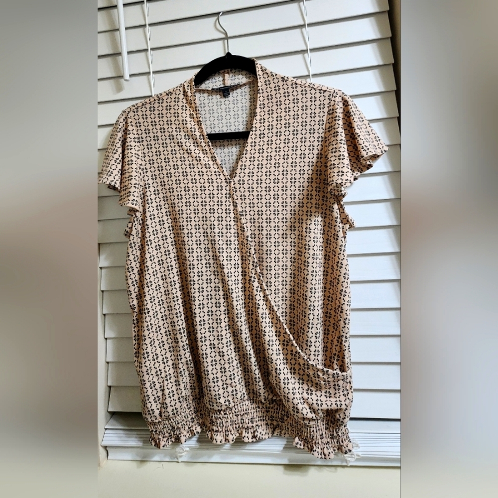Adrienne‎ Papell Size small Women's Beige Pink Patterned Top